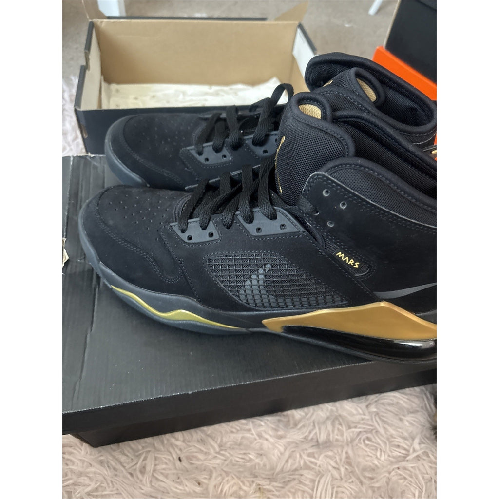 Size 11.5 - Air Jordan Mars 270 Black Gold
