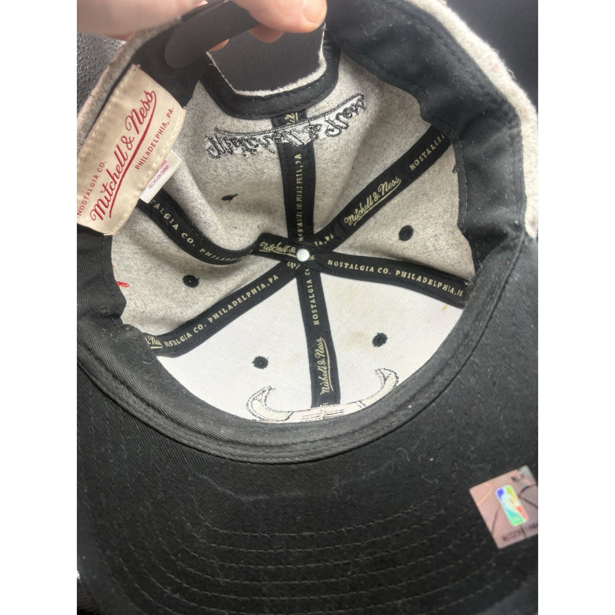 Mitchell & Ness Chicago Bulls Snapback Hat Gray Wool Red Green Horns Logo