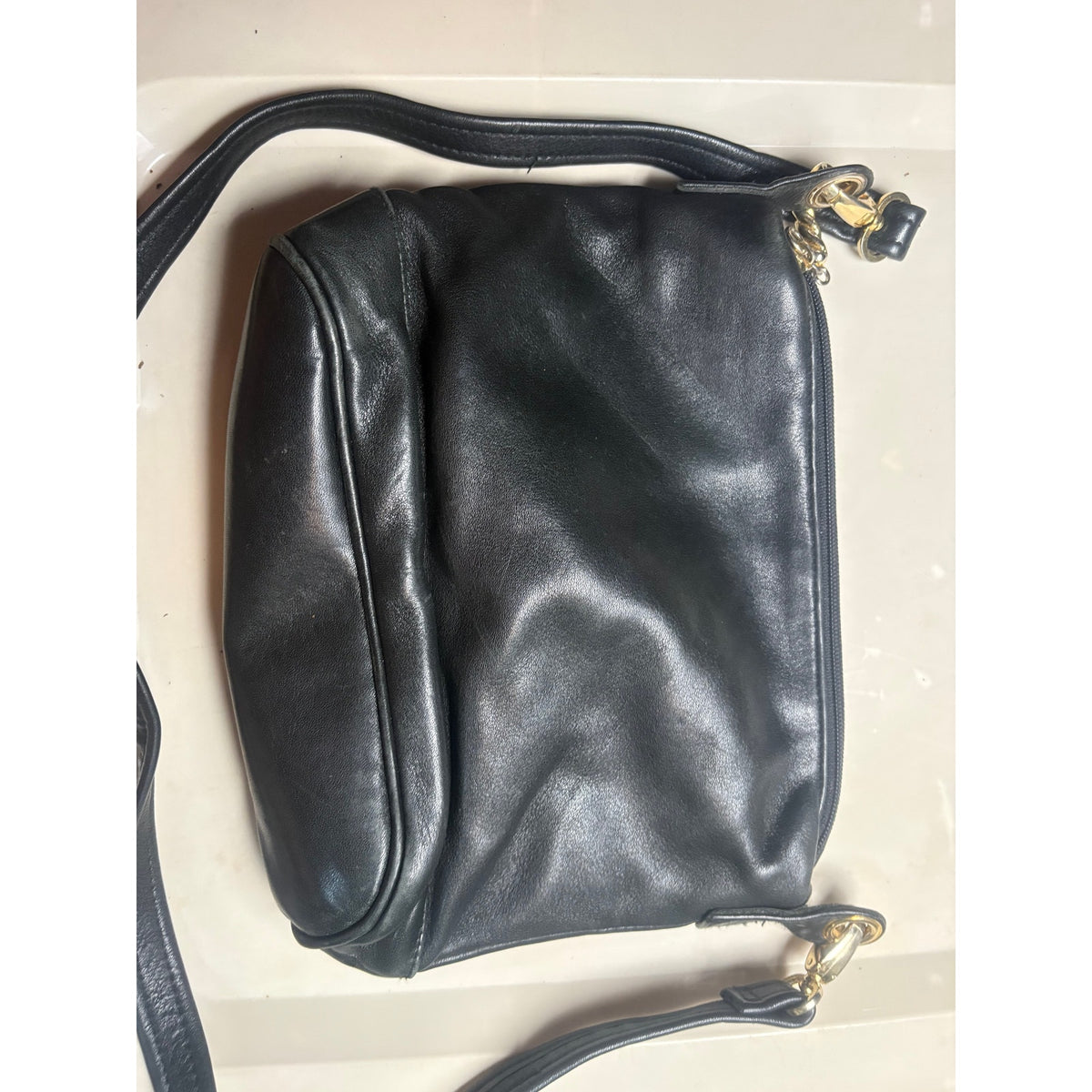 NAUTICA Leather Crossbody Shoulder Bag Women's Black Gold Hardware