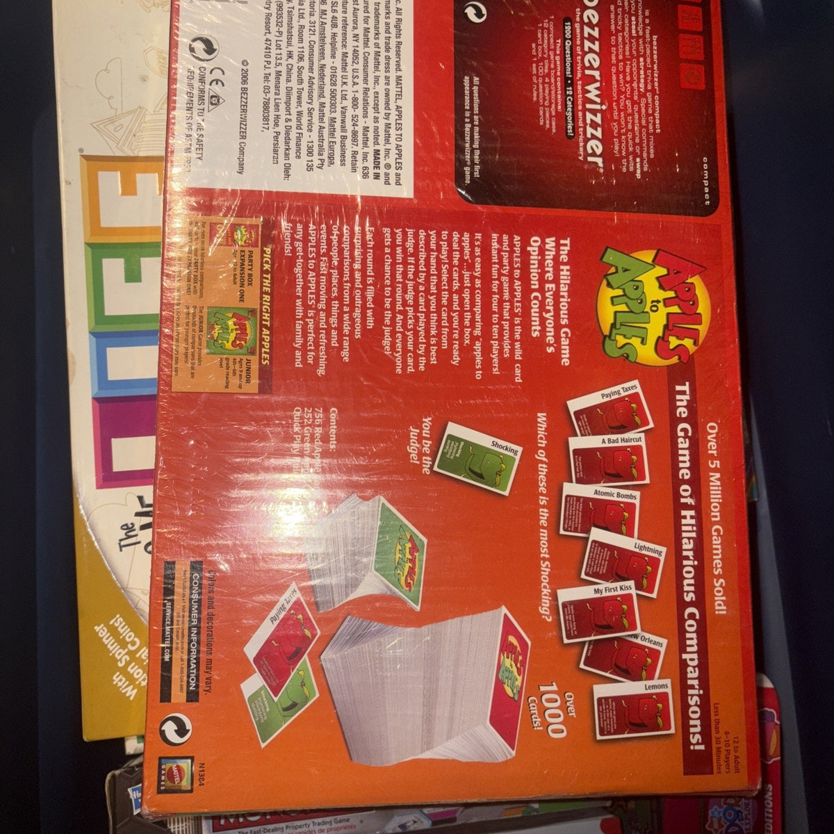 Mattel Apples to Apples With Bonus Bezzerwizzer Board Game NIB Sealed 2011