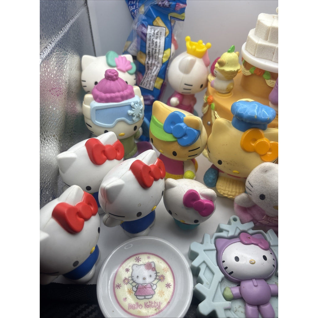 Hello kitty Big Lot Of McDonald’s Toys And Extras!!