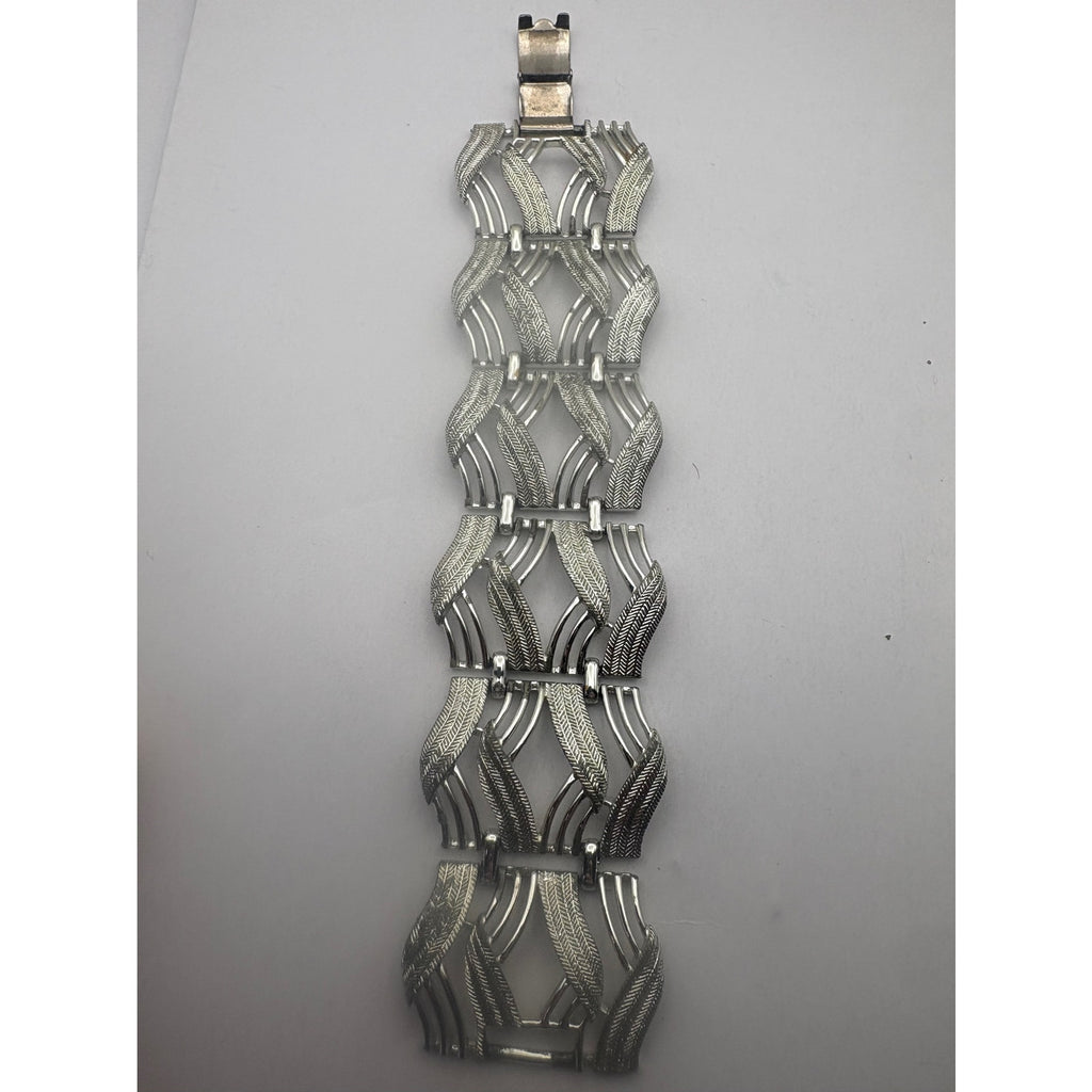 Women’s Jewelry Bracelet 7.5 inches Vintage Geometric Fashion