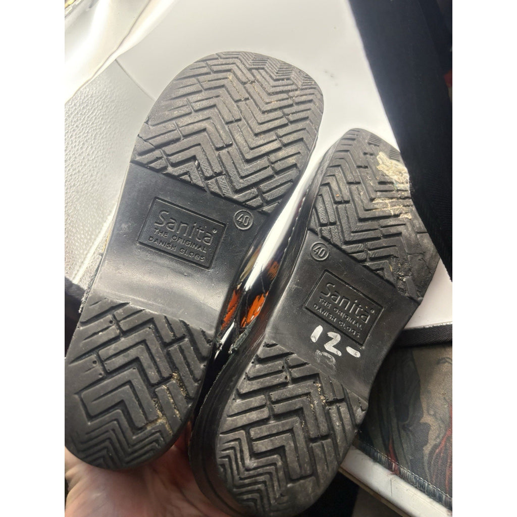 Sanita Black Painter Print Professional Clogs Size 9