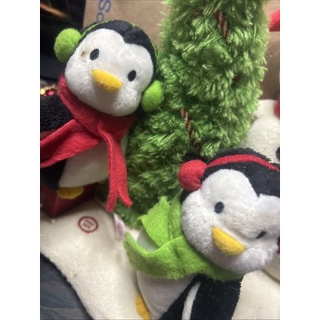 Hallmark 2006 Jingle Pals Very Merry Trio Musical Animated Plush Snowman/Penquin