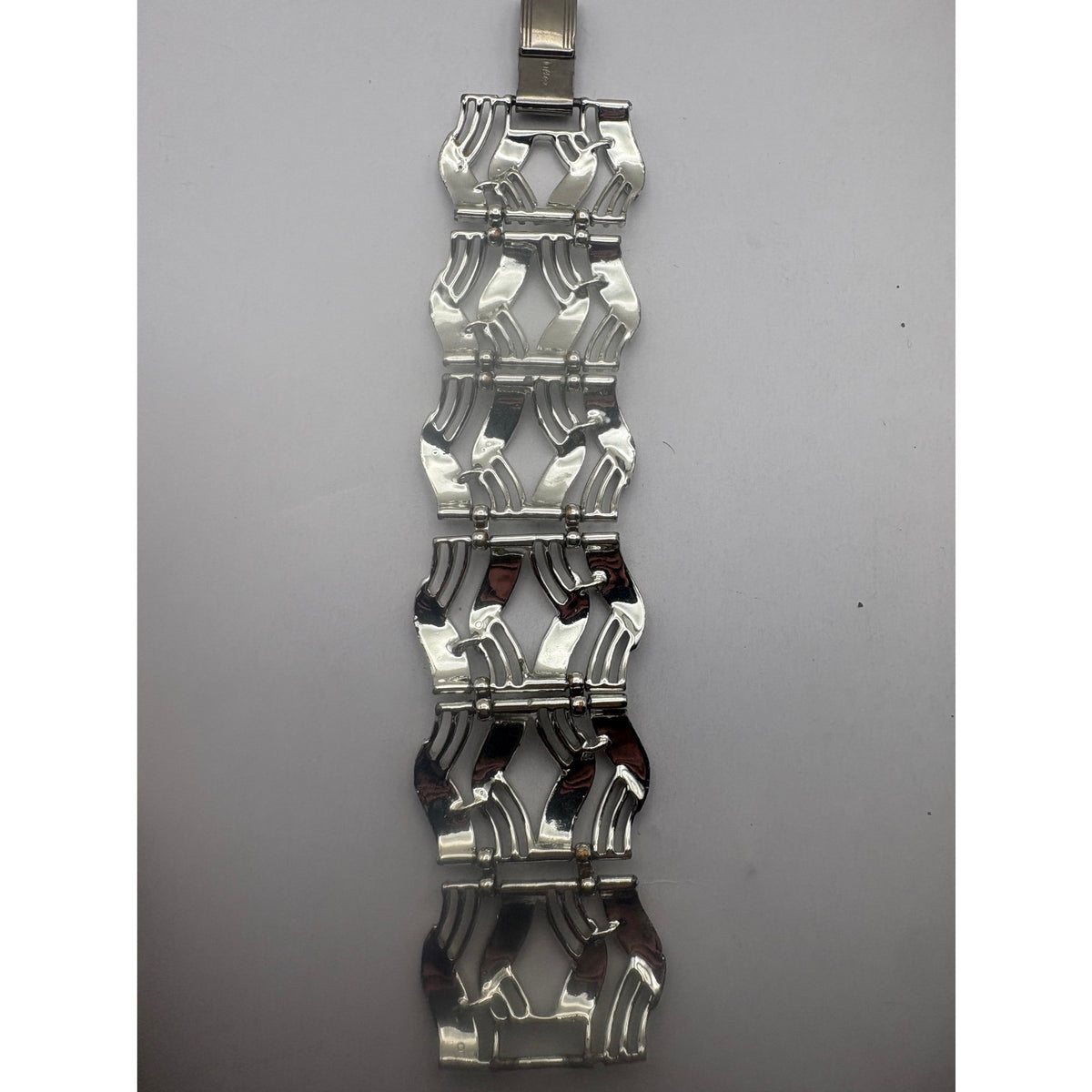 Women’s Jewelry Bracelet 7.5 inches Vintage Geometric Fashion