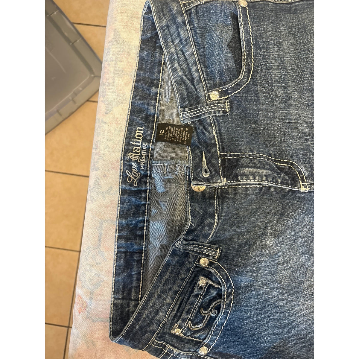 Love Nation Women's Premium Denim Jeans 12 Blue