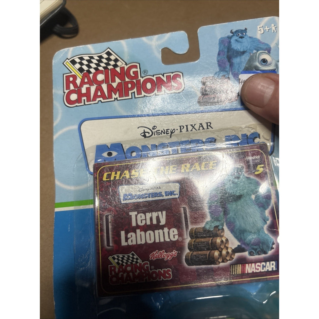 Racing Champions Terry Labonte Monsters Inc 1/64 Car Sulley 5 Disney Pixar