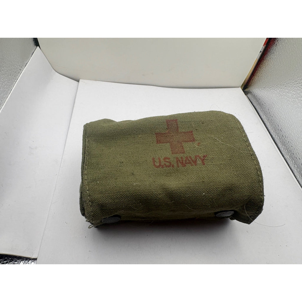 U.S. Navy First Aid Kit Pouch Military Canvas Green Red