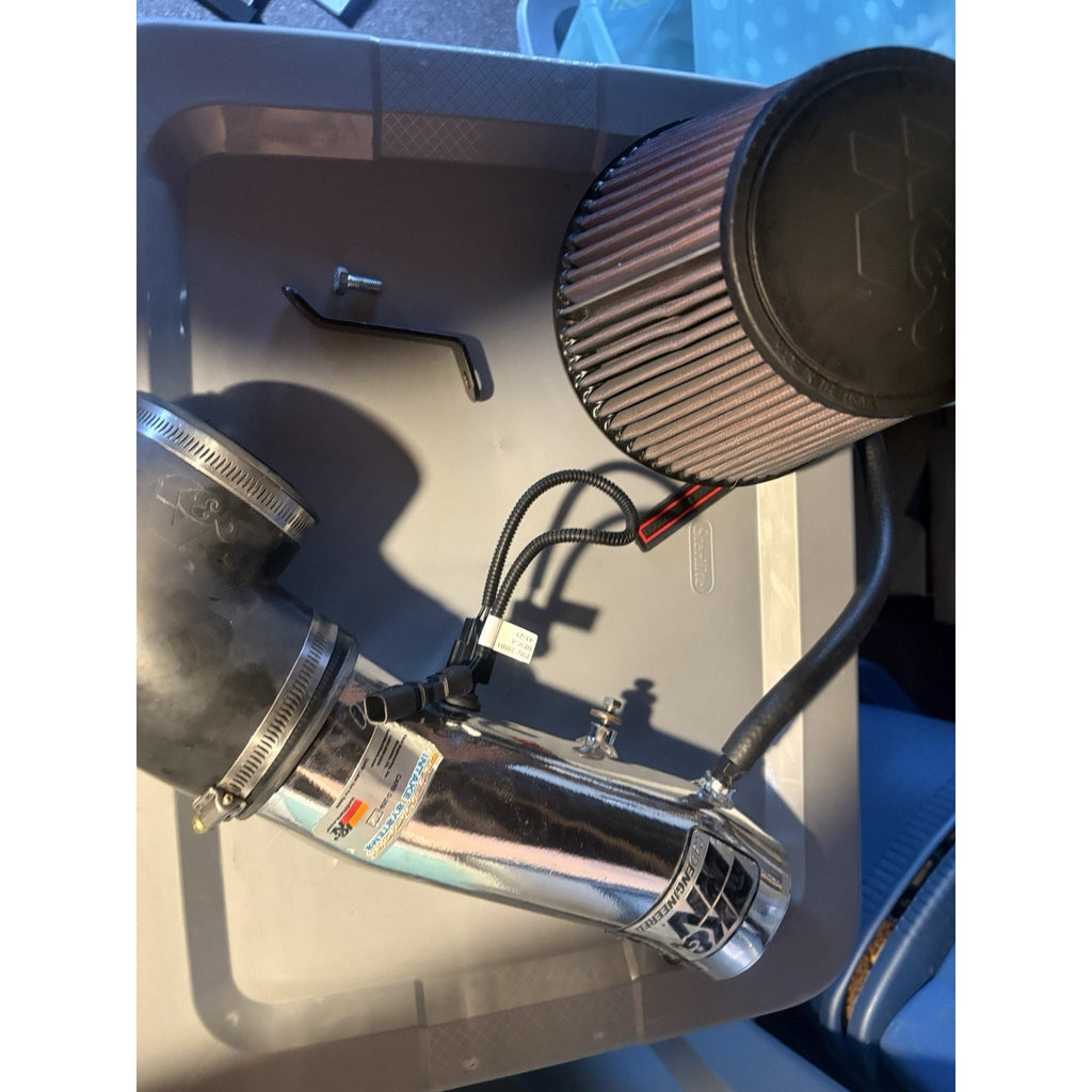 K&N Cold Air Intake 5.7 Includes New Sensor Lightly Used.