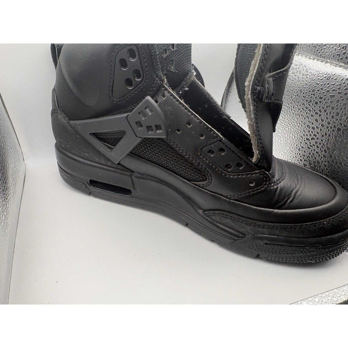 Size 6.5 (GS) - Jordan Spizike Mid Black Cat