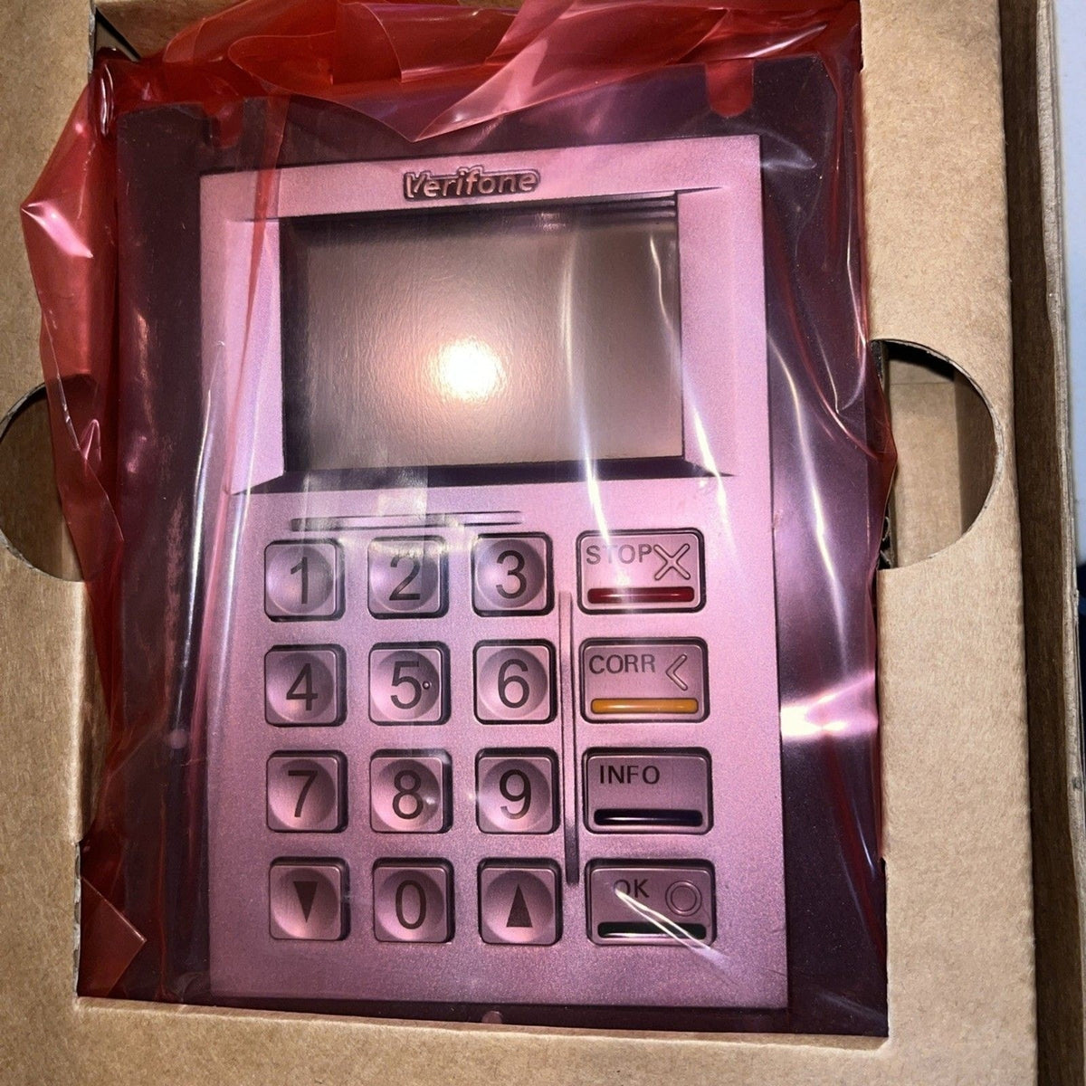 Verifone UX100 Unattended Kiosk Sale Keypad M159-100-01-WWB