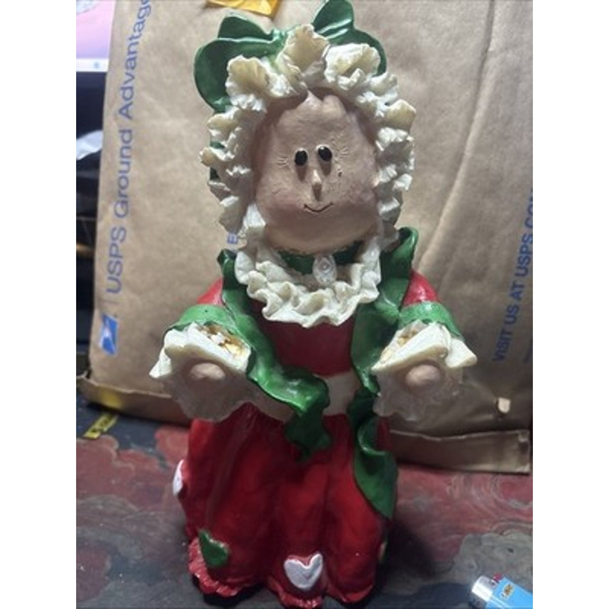 Mrs. Santa Claus (Resin) 11" in Box World Bazaars Holiday Dough