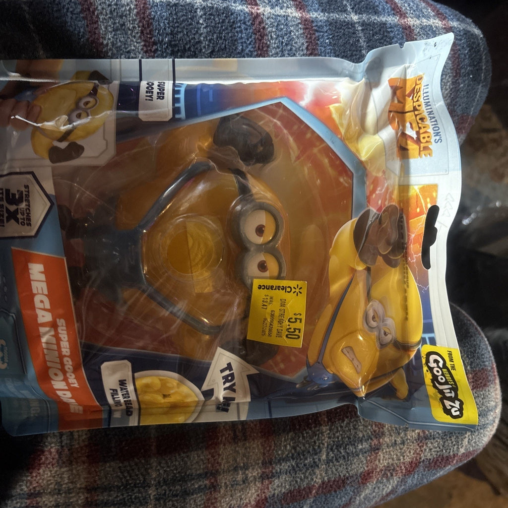 NEW Despicable Me 4 Super Gooey Mega Minion DAVE Heroes of Goo Jit Zu Toy Figure