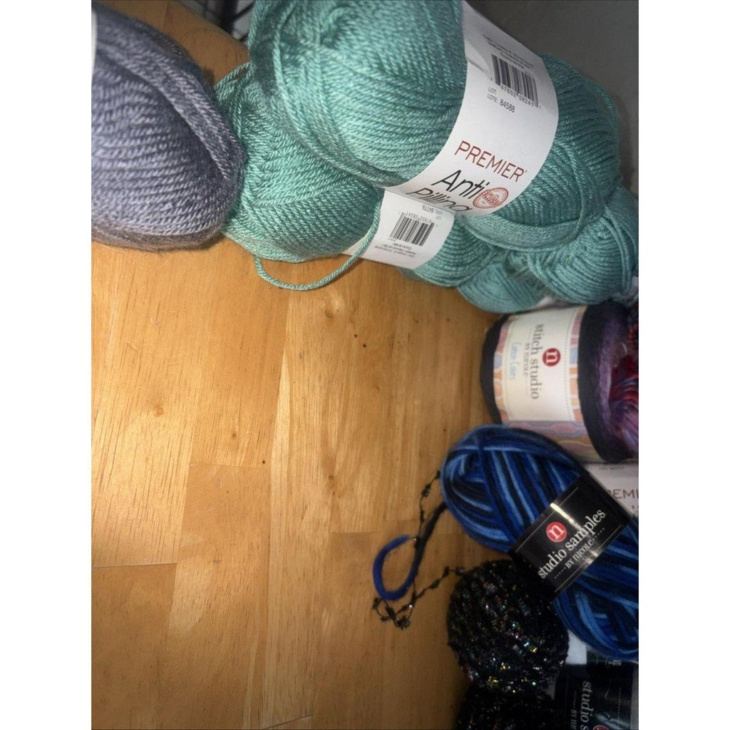 Massive yarn lot for sale