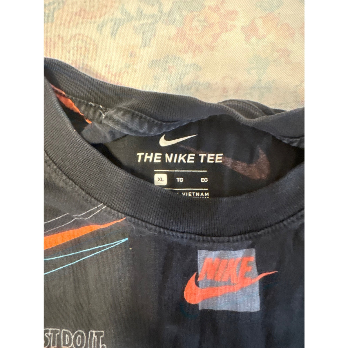 Nike Just Do It Graphic T-Shirt XL Unisex Casual Athletic Streetwear