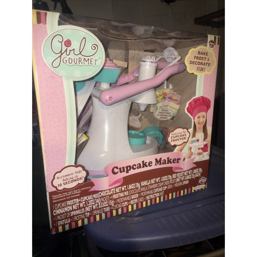 JAKKS PACIFIC Girl Gourmet Cupcake Maker