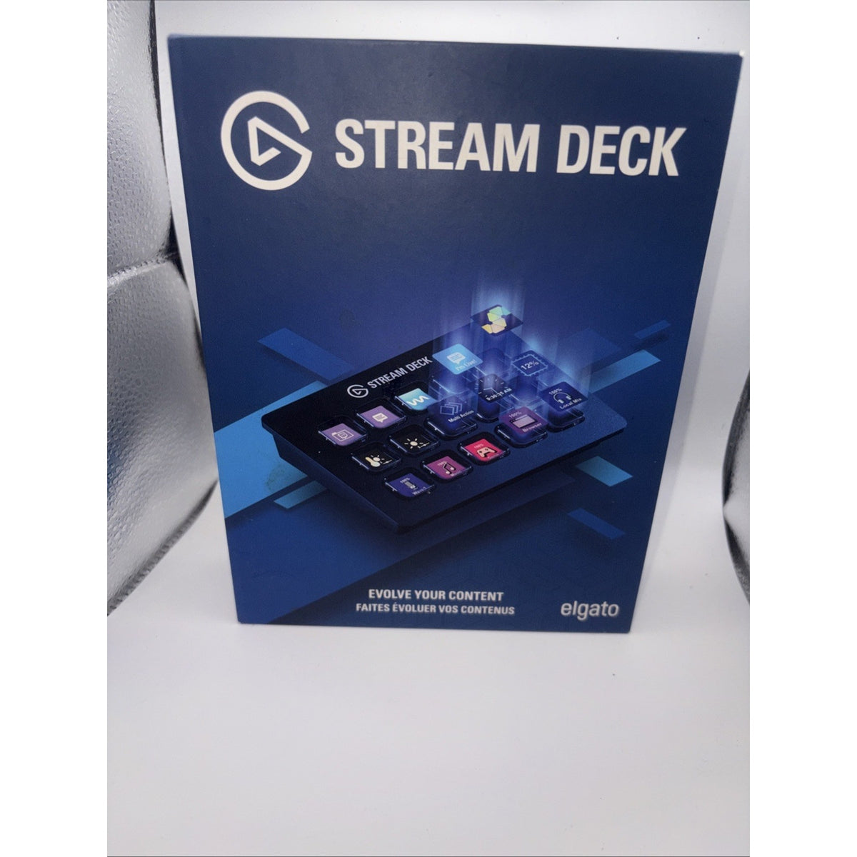 ELGATO STREAM DECK (GREAT CONDITION) BOX INCLUDED (GXRG)