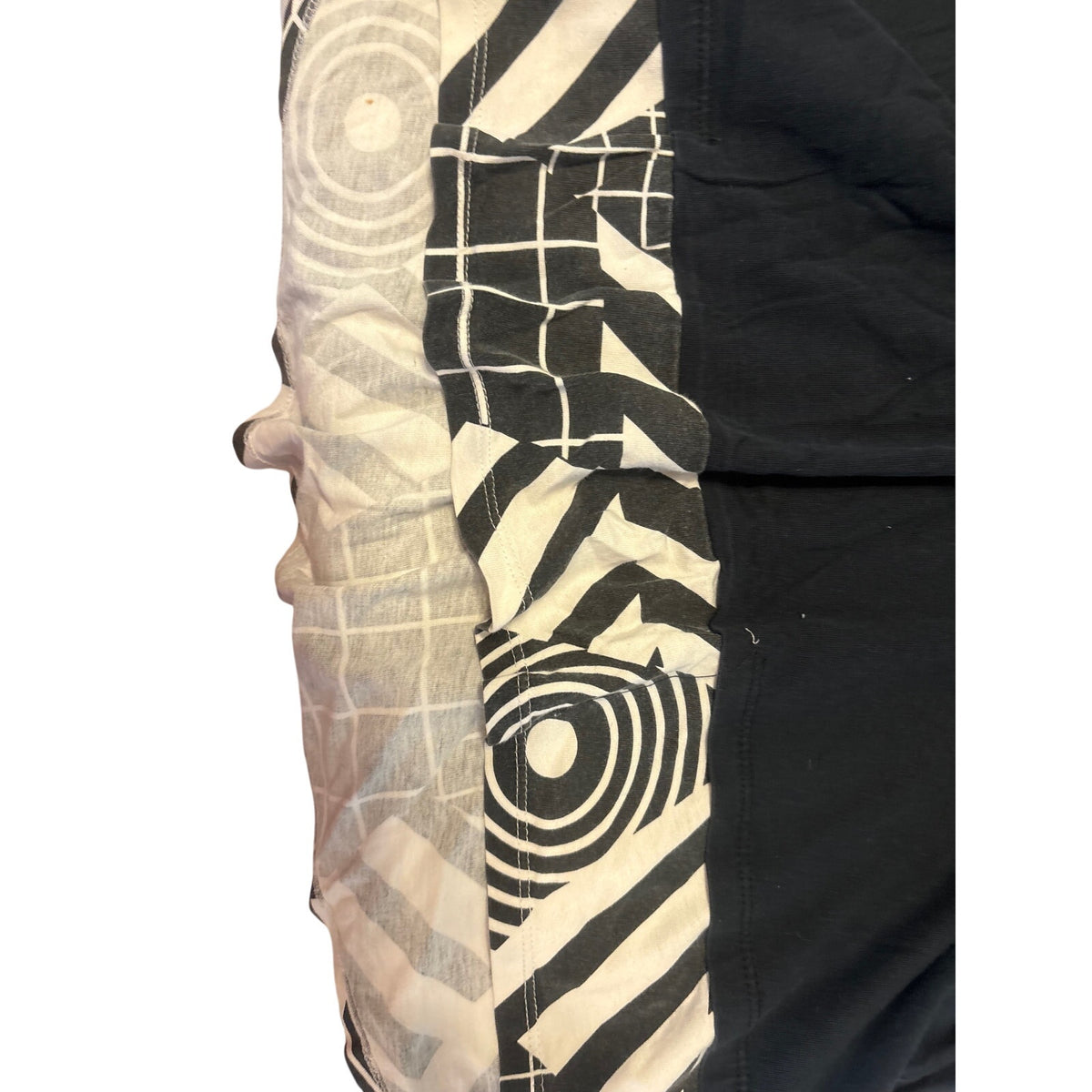 Nike The Nike Tee Athletic T-Shirt Men’s XL Black White Geometric Graphic