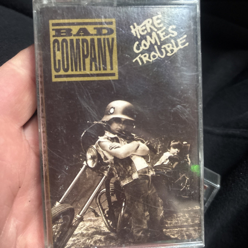 BAD COMPANY - HERE COMES TROUBLE - - CASSETTE TAPE