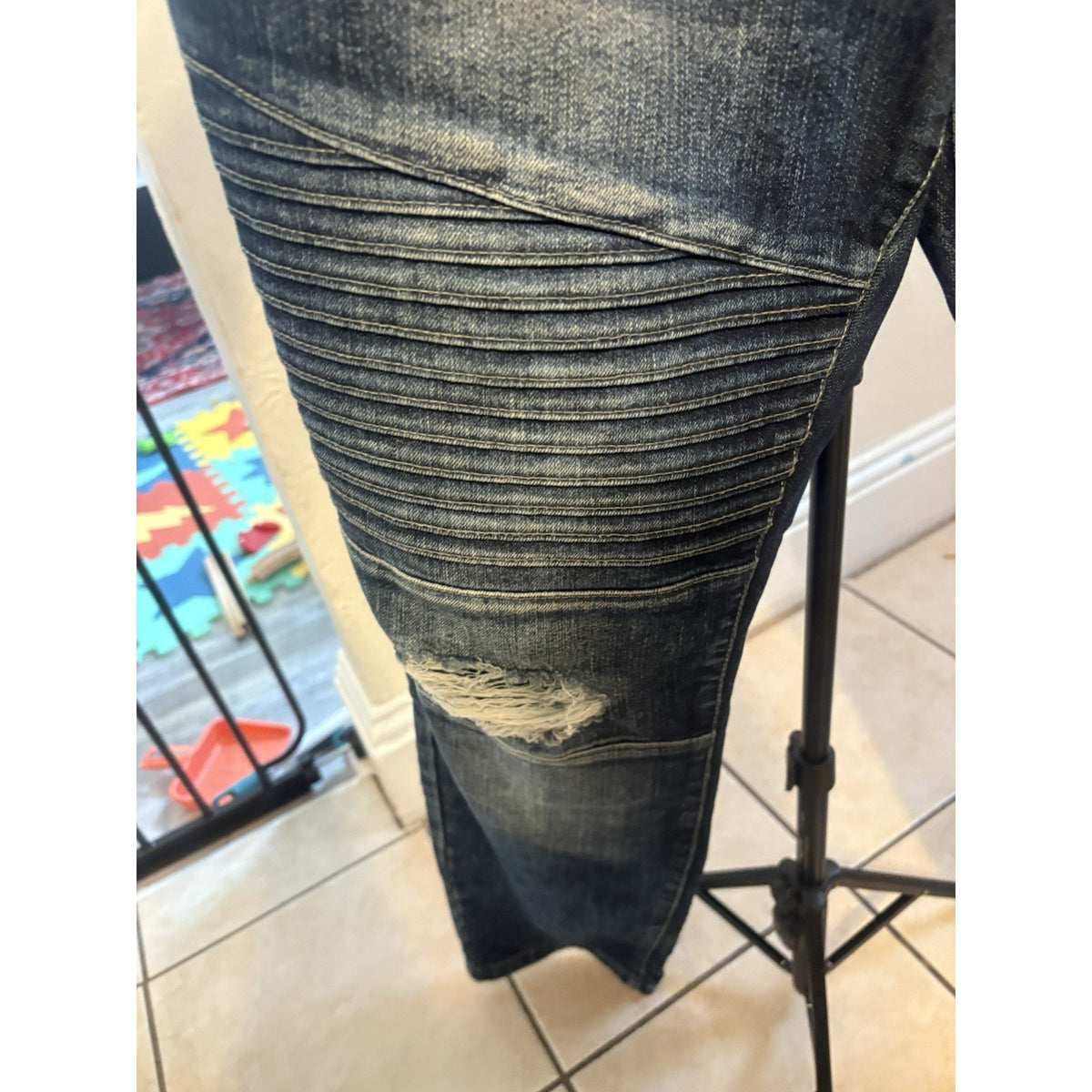 WT02 Moto Biker Jeans Men's Size 30x30 Blue Skinny Stretch Distressed Ribbed